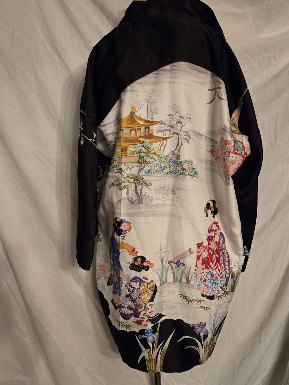 Vintage Black & White Floral Kimono Cardigan - Picture 12 of 15